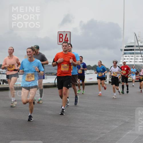 13.09.2026 - Kiel Lauf Andreas Tolksdorf http://msf.ph/oto/10462422 13.09.2026 12:02:43 Kiellinie 9258, 1, 39, 10671, 4, 10257 meine-sportfotos.de