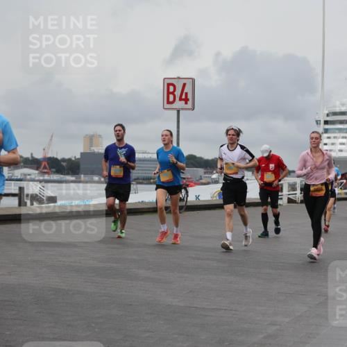 13.09.2026 - Kiel Lauf Andreas Tolksdorf http://msf.ph/oto/10462448 13.09.2026 12:02:45 Kiellinie 10257, 4, 2459, 3 meine-sportfotos.de