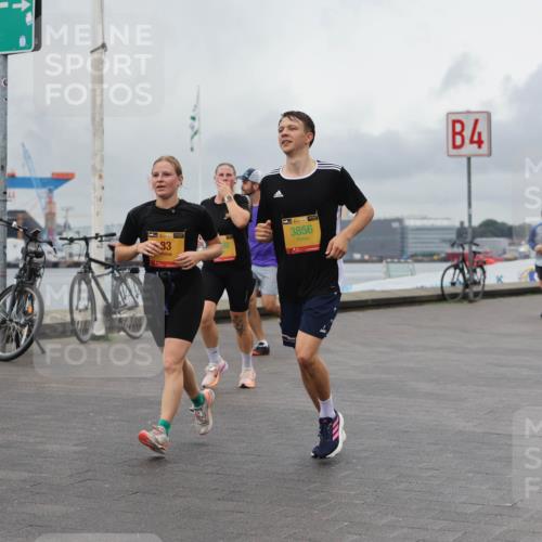 13.09.2026 - Kiel Lauf Andreas Tolksdorf http://msf.ph/oto/10462596 13.09.2026 12:02:57 Kiellinie 83, 39, 3856, 4 meine-sportfotos.de