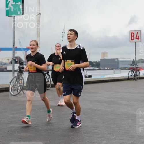 13.09.2026 - Kiel Lauf Andreas Tolksdorf http://msf.ph/oto/10462610 13.09.2026 12:02:57 Kiellinie 34, 85, 9388, 39, 3856, 4 meine-sportfotos.de