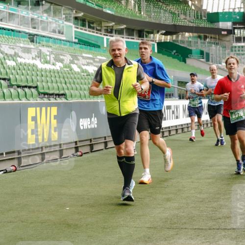 13.09.2026 - 21. swb-Marathon Bremen Michael Burmester http://msf.ph/oto/10462616 13.09.2026 12:55:38 Laufen im Stadion 161, 189, 201, 205, 307, 388, 411, 461, 465, 481, 495, 655, 666, 854, 876, 913, 926, 948, 1053, 1058, 1197, 1390, 1537, 1599, 1645, 1658, 1750, 2001, 2040, 2122, 2125, 2234, 2251, 2260, 2319, 2383, 2390, 2474, 2535, 2604, 2733, 2801, 2812, 2870, 2922, 2948, 2962, 3012, 3054, 3057, 3119, 3134, 3175, 3192, 3202, 3206, 3241, 3246, 3290, 3346, 3348, 3356, 3357, 3411, 3508, 3706, 3716, 3836, 4135, 4137, 4171, 4413, 4455, 4479, 4733, 5277, 5430, 5530, 6106, 2498, 3085 meine-sportfotos.de