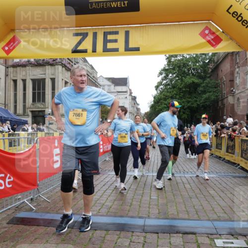 13.09.2026 - Kiel Lauf Yannick Fuchs http://msf.ph/oto/10462727 13.09.2026 09:54:51 Ziel 449, 1436, 2979, 3489, 3846, 4107, 4911, 4948, 5307, 6054, 6158, 6955, 7661, 7813, 7819, 7969, 8327, 9509, 9790, 9932, 1414, 1441, 2368, 2485, 2865, 5030, 5503, 5504, 5937, 6327, 6815, 6825, 6986, 7090, 8830, 10424, 10434, 12750, 12751, 12753, 1412, 4640, 6102, 9588, 10609, 10635, 10743, 11564, 12514, 2865, 3283, 4263, 6327, 6986, 7127, 8325, 9587, 10261, 10424, 10434 meine-sportfotos.de