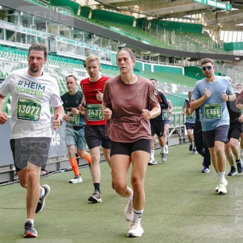 13.09.2026 - 21. swb-Marathon Bremen Michael Burmester http://msf.ph/oto/10462827 13.09.2026 13:12:37 Laufen im Stadion 118, 183, 265, 278, 349, 514, 576, 695, 702, 703, 843, 933, 950, 1005, 1113, 1143, 1226, 1286, 1334, 1435, 1641, 1849, 1851, 1936, 1952, 1991, 2005, 2248, 2264, 2281, 2299, 2336, 2353, 2375, 2377, 2398, 2426, 2439, 2461, 2478, 2505, 2612, 2659, 2665, 2669, 2673, 2684, 2765, 2773, 2792, 2804, 2815, 2816, 2822, 2850, 2860, 2884, 2895, 2907, 2921, 2963, 2966, 2975, 2976, 3016, 3027, 3079, 3082, 3143, 3155, 3159, 3253, 3293, 3308, 3313, 3328, 3349, 3352, 3434, 551 meine-sportfotos.de