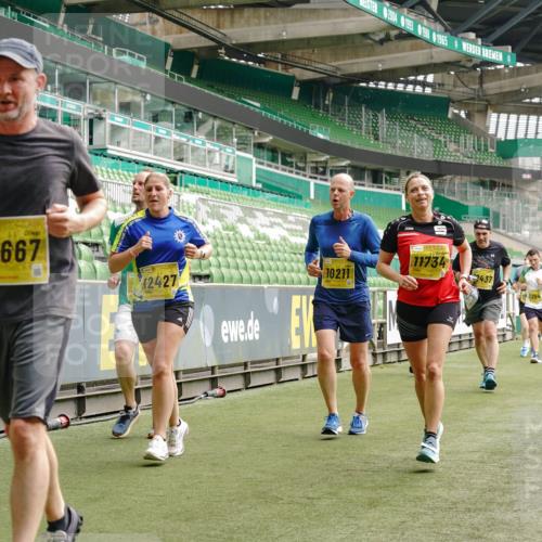 13.09.2026 - 21. swb-Marathon Bremen Michael Burmester http://msf.ph/oto/10462879 13.09.2026 10:34:46 Laufen im Stadion 10018, 10093, 10144, 10147, 10157, 10173, 10175, 10177, 10181, 10185, 10236, 10240, 10245, 10254, 10297, 10309, 10355, 10356, 10367, 10368, 10369, 10377, 10415, 10423, 10427, 10428, 10460, 10485, 10492, 10528, 10559, 10578, 10604, 10636, 10639, 10668, 10669, 10673, 10677, 10687, 10691, 10699, 10700, 10715, 10750, 10772, 10787, 10788, 10809, 10828, 10857, 10914, 10928, 11126, 11162, 11343, 11803, 11965, 10146, 10222 meine-sportfotos.de
