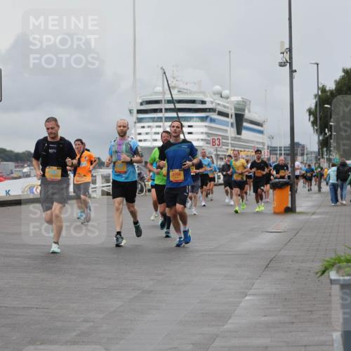 13.09.2026 - Kiel Lauf Andreas Tolksdorf http://msf.ph/oto/10462911 13.09.2026 12:03:14 Kiellinie 4, 9768, 3 meine-sportfotos.de