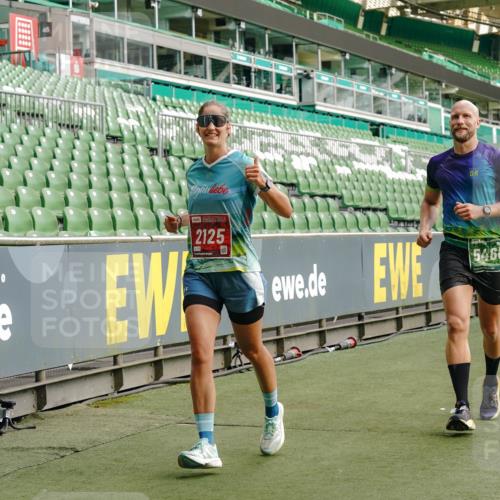 13.09.2026 - 21. swb-Marathon Bremen Michael Burmester http://msf.ph/oto/10463015 13.09.2026 12:55:46 Laufen im Stadion 161, 201, 205, 307, 388, 411, 461, 465, 495, 655, 854, 876, 913, 926, 948, 1053, 1058, 1197, 1390, 1537, 1599, 1645, 1750, 1972, 2001, 2040, 2122, 2125, 2234, 2251, 2260, 2319, 2383, 2390, 2473, 2474, 2535, 2604, 2733, 2801, 2812, 2870, 2922, 2948, 3012, 3057, 3119, 3134, 3175, 3192, 3202, 3206, 3241, 3246, 3290, 3346, 3348, 3356, 3357, 3411, 3508, 3706, 3716, 3836, 4135, 4137, 4171, 4413, 4455, 4479, 4733, 5277, 5430, 5530, 6106, 2498, 3085 meine-sportfotos.de