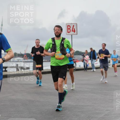 13.09.2026 - Kiel Lauf Andreas Tolksdorf http://msf.ph/oto/10463046 13.09.2026 12:03:19 Kiellinie 4, 38, 4, 9768, 1169, 4 meine-sportfotos.de