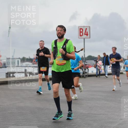 13.09.2026 - Kiel Lauf Andreas Tolksdorf http://msf.ph/oto/10463051 13.09.2026 12:03:19 Kiellinie 58, 3, 1164, 4 meine-sportfotos.de