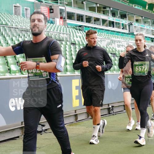 13.09.2026 - 21. swb-Marathon Bremen Michael Burmester http://msf.ph/oto/10463093 13.09.2026 13:12:40 Laufen im Stadion 118, 183, 265, 270, 278, 349, 514, 576, 695, 702, 703, 843, 933, 950, 1005, 1113, 1143, 1226, 1286, 1334, 1426, 1435, 1641, 1849, 1851, 1936, 1952, 1991, 2005, 2248, 2264, 2281, 2299, 2336, 2353, 2375, 2377, 2398, 2426, 2439, 2461, 2478, 2505, 2612, 2659, 2665, 2673, 2684, 2765, 2773, 2792, 2804, 2815, 2816, 2822, 2850, 2860, 2884, 2895, 2907, 2921, 2963, 2966, 2975, 2976, 3016, 3027, 3079, 3082, 3143, 3155, 3159, 3253, 3277, 3293, 3308, 3313, 3328, 3349, 3434, 551 meine-sportfotos.de