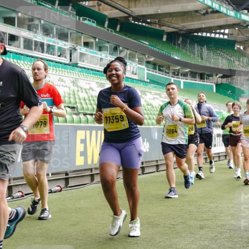 13.09.2026 - 21. swb-Marathon Bremen Michael Burmester http://msf.ph/oto/10463186 13.09.2026 10:34:51 Laufen im Stadion 10018, 10093, 10144, 10147, 10157, 10173, 10175, 10177, 10181, 10185, 10236, 10240, 10245, 10254, 10297, 10309, 10355, 10356, 10367, 10368, 10369, 10377, 10415, 10423, 10427, 10428, 10460, 10485, 10492, 10528, 10559, 10578, 10604, 10636, 10639, 10668, 10669, 10677, 10687, 10691, 10699, 10700, 10715, 10772, 10787, 10788, 10809, 10828, 10857, 10914, 10928, 11126, 11162, 11343, 11803, 11965, 10146, 10222 meine-sportfotos.de