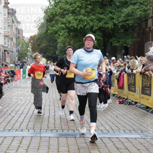 13.09.2026 - Kiel Lauf Yannick Fuchs http://msf.ph/oto/10463248 13.09.2026 09:55:20 Ziel 1354, 1495, 2079, 2186, 5883, 7322, 9117, 10743, 12514, 449, 1412, 1436, 2979, 3846, 4107, 4640, 4948, 5307, 6054, 6102, 6158, 6955, 7661, 7813, 7819, 7969, 9509, 9588, 9790, 9932, 10609, 10635, 10743, 11564, 12514, 2061, 5824, 5986, 7087, 7846, 8408, 11421, 11962, 11970, 12261, 449, 2979, 3489, 3846, 4911, 4948, 5503, 5504, 7661, 7813, 7819, 8327 meine-sportfotos.de