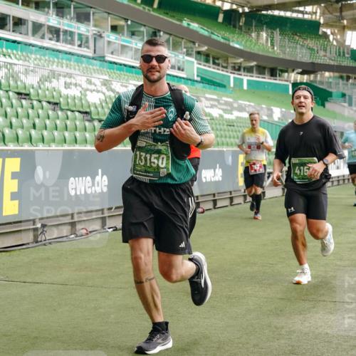 13.09.2026 - 21. swb-Marathon Bremen Michael Burmester http://msf.ph/oto/10463545 13.09.2026 12:55:57 Laufen im Stadion 201, 205, 307, 388, 411, 431, 465, 495, 655, 854, 876, 913, 926, 948, 1053, 1058, 1130, 1197, 1390, 1537, 1599, 1645, 1750, 1972, 2001, 2040, 2122, 2125, 2234, 2251, 2260, 2319, 2383, 2390, 2473, 2474, 2535, 2604, 2733, 2761, 2801, 2812, 2870, 2922, 2948, 3012, 3057, 3119, 3134, 3175, 3192, 3202, 3206, 3241, 3246, 3290, 3346, 3348, 3356, 3411, 3508, 3706, 3716, 3836, 4135, 4137, 4171, 4413, 4455, 4479, 4733, 5277, 5430, 5530, 6106, 2498, 3085 meine-sportfotos.de
