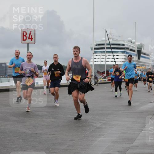 13.09.2026 - Kiel Lauf Andreas Tolksdorf http://msf.ph/oto/10463574 13.09.2026 12:03:49 Kiellinie 39, 8652, 1318, 4, 134, 3669 meine-sportfotos.de