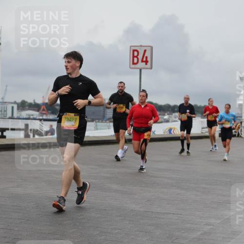 13.09.2026 - Kiel Lauf Andreas Tolksdorf http://msf.ph/oto/10463621 13.09.2026 12:04:00 Kiellinie 116, 239, 12427, 4, 3 meine-sportfotos.de