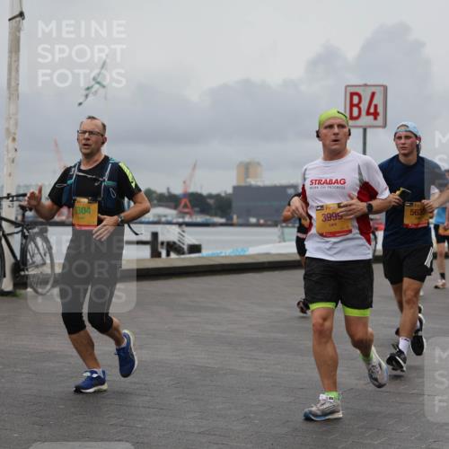 13.09.2026 - Kiel Lauf Andreas Tolksdorf http://msf.ph/oto/10463751 13.09.2026 12:04:18 Kiellinie 12255, 38, 9304, 38, 3995, 4, 5635, 1250 meine-sportfotos.de