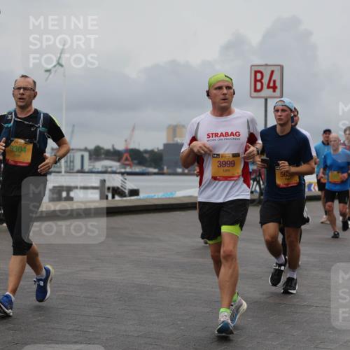 13.09.2026 - Kiel Lauf Andreas Tolksdorf http://msf.ph/oto/10463764 13.09.2026 12:04:18 Kiellinie 38, 9304, 4, 38, 3999, 563, 1250 meine-sportfotos.de