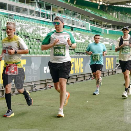 13.09.2026 - 21. swb-Marathon Bremen Michael Burmester http://msf.ph/oto/10463783 13.09.2026 12:56:00 Laufen im Stadion 201, 205, 307, 388, 411, 431, 465, 495, 655, 854, 876, 913, 926, 948, 1053, 1058, 1130, 1197, 1390, 1537, 1599, 1645, 1750, 1972, 2001, 2040, 2122, 2125, 2234, 2251, 2260, 2319, 2383, 2390, 2473, 2474, 2535, 2604, 2634, 2733, 2761, 2812, 2870, 2922, 2948, 3057, 3119, 3134, 3175, 3192, 3202, 3206, 3241, 3246, 3290, 3346, 3348, 3356, 3411, 3508, 3706, 3716, 3836, 4135, 4137, 4171, 4413, 4455, 4479, 4733, 5277, 5430, 5530, 6106, 2498, 3085 meine-sportfotos.de
