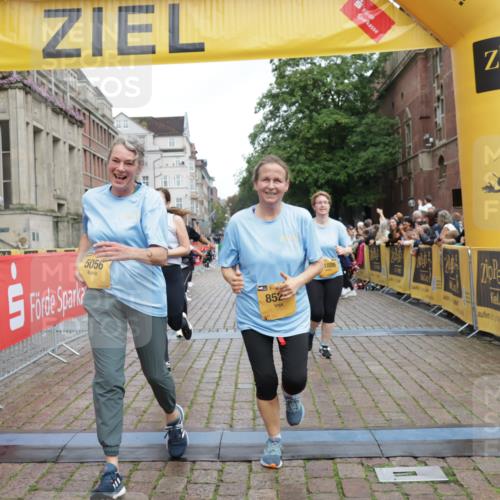13.09.2026 - Kiel Lauf Yannick Fuchs http://msf.ph/oto/10463864 13.09.2026 09:56:01 Ziel 1176, 1589, 2227, 4388, 5056, 8248, 8521, 9399, 10248, 10267, 11886, 12463, 2061, 4121, 4174, 5824, 5986, 7087, 7846, 8248, 8408, 8976, 9226, 9399, 9741, 11421, 11962, 11970, 12142, 12261, 50, 51, 1961, 2949, 3228, 3229, 6172, 6515, 8832, 9115, 10787, 11357, 11385, 11790, 12735, 12736, 12752, 1354, 1495, 2061, 2186, 5824, 7322, 11421 meine-sportfotos.de