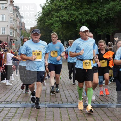 13.09.2026 - Kiel Lauf Yannick Fuchs http://msf.ph/oto/10464014 13.09.2026 09:56:12 Ziel 50, 51, 1961, 3228, 3229, 4388, 6172, 6515, 8832, 10787, 11357, 11385, 11790, 12735, 12736, 12752, 1176, 1589, 2227, 4121, 4174, 5056, 5986, 7087, 8248, 8521, 8976, 9226, 9399, 9741, 10248, 10267, 11886, 11962, 11970, 12142, 12261, 12463, 791, 2949, 5654, 5940, 6968, 8102, 9115, 10230, 12037, 5986, 7087, 7846, 8408, 11962, 11970, 12261 meine-sportfotos.de