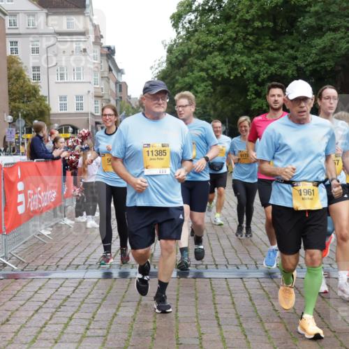 13.09.2026 - Kiel Lauf Yannick Fuchs http://msf.ph/oto/10464025 13.09.2026 09:56:12 Ziel 50, 51, 1961, 3228, 3229, 4388, 6172, 6515, 8832, 10787, 11357, 11385, 11790, 12735, 12736, 12752, 1176, 1589, 2227, 4121, 4174, 5056, 5986, 7087, 8248, 8521, 8976, 9226, 9399, 9741, 10248, 10267, 11886, 11962, 11970, 12142, 12261, 12463, 791, 2949, 5654, 5940, 6968, 8102, 9115, 10230, 12037, 5986, 7087, 7846, 8408, 11962, 11970, 12261 meine-sportfotos.de