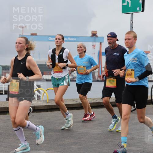 13.09.2026 - Kiel Lauf Andreas Tolksdorf http://msf.ph/oto/10464045 13.09.2026 12:04:33 Kiellinie 41, 39, 4113, 38, 4, 21, 38, 8174, 6664, 88 meine-sportfotos.de