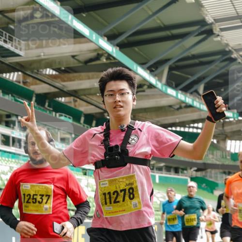 13.09.2026 - 21. swb-Marathon Bremen Michael Burmester http://msf.ph/oto/10464057 13.09.2026 10:35:05 Laufen im Stadion 10018, 10093, 10144, 10147, 10152, 10157, 10173, 10175, 10177, 10181, 10182, 10185, 10195, 10240, 10245, 10254, 10297, 10309, 10355, 10356, 10357, 10367, 10368, 10369, 10377, 10409, 10415, 10427, 10428, 10460, 10477, 10485, 10492, 10528, 10559, 10604, 10617, 10636, 10639, 10668, 10669, 10677, 10691, 10699, 10700, 10715, 10772, 10787, 10828, 10857, 10914, 10928, 11126, 11162, 11343, 11803, 11965, 10146, 10222 meine-sportfotos.de