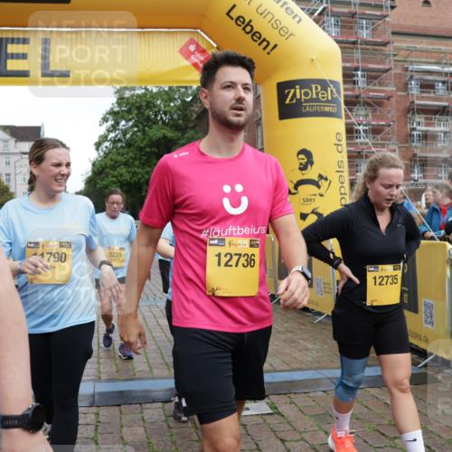13.09.2026 - Kiel Lauf Yannick Fuchs http://msf.ph/oto/10464080 13.09.2026 09:56:17 Ziel 50, 51, 1961, 2949, 3228, 3229, 6172, 6515, 6968, 8832, 9115, 10787, 11357, 11385, 11790, 12735, 12736, 12752, 1176, 1589, 2227, 4121, 4174, 4388, 5056, 8248, 8521, 8976, 9226, 9399, 9741, 10248, 10267, 11886, 12142, 12463, 791, 1774, 5654, 5940, 8102, 10230, 12037, 5986, 7087, 9741, 11962, 11970, 12142, 12261 meine-sportfotos.de