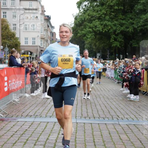 13.09.2026 - Kiel Lauf Yannick Fuchs http://msf.ph/oto/10464167 13.09.2026 09:56:26 Ziel 791, 2949, 5654, 5940, 6968, 8102, 9115, 10230, 12037, 50, 51, 1176, 1589, 1961, 2227, 3228, 3229, 4388, 5056, 6172, 6515, 8248, 8521, 8832, 9399, 10248, 10267, 10787, 11357, 11385, 11790, 11886, 12463, 12735, 12736, 12752, 1746, 1774, 2655, 7509, 7548, 10206, 12072, 1589, 2227, 4121, 4174, 8248, 8976, 9226, 9399, 12463 meine-sportfotos.de