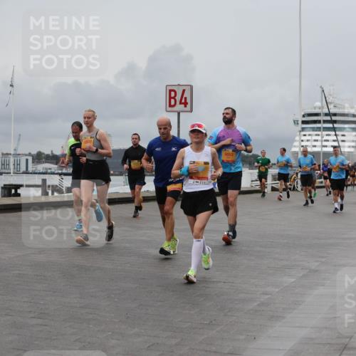 13.09.2026 - Kiel Lauf Andreas Tolksdorf http://msf.ph/oto/10464275 13.09.2026 12:04:46 Kiellinie 10819, 4, 9053, 3 meine-sportfotos.de