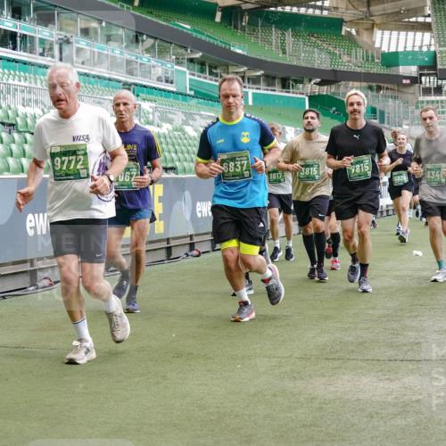 13.09.2026 - 21. swb-Marathon Bremen Michael Burmester http://msf.ph/oto/10464290 13.09.2026 13:12:58 Laufen im Stadion 118, 183, 270, 278, 349, 514, 576, 600, 695, 702, 703, 843, 933, 950, 1005, 1113, 1143, 1226, 1286, 1334, 1426, 1435, 1596, 1641, 1849, 1851, 1936, 1991, 2005, 2079, 2248, 2264, 2336, 2353, 2375, 2377, 2387, 2398, 2426, 2439, 2461, 2478, 2505, 2612, 2659, 2665, 2673, 2684, 2765, 2773, 2792, 2815, 2816, 2822, 2850, 2860, 2884, 2895, 2907, 2921, 2963, 2966, 2972, 2975, 2976, 3016, 3027, 3079, 3082, 3143, 3155, 3253, 3277, 3293, 3308, 3313, 3328, 3349, 3434 meine-sportfotos.de