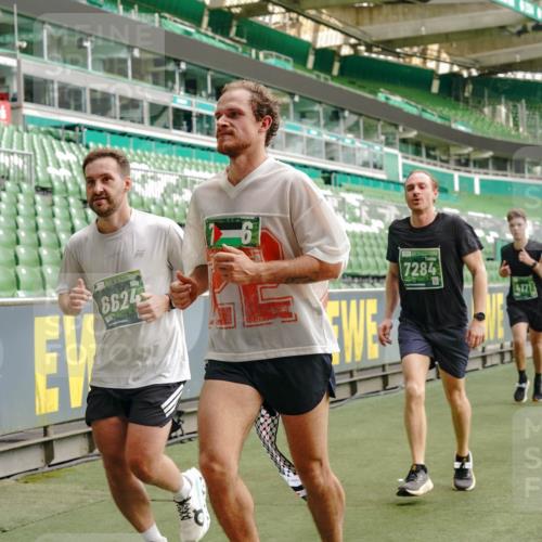 13.09.2026 - 21. swb-Marathon Bremen Michael Burmester http://msf.ph/oto/10464356 13.09.2026 12:56:12 Laufen im Stadion 205, 307, 388, 411, 431, 465, 495, 655, 769, 854, 857, 876, 913, 926, 948, 1058, 1130, 1197, 1390, 1537, 1599, 1601, 1645, 1750, 1972, 2001, 2040, 2122, 2125, 2234, 2251, 2260, 2319, 2383, 2473, 2474, 2535, 2604, 2634, 2640, 2671, 2761, 2812, 2922, 2948, 3057, 3119, 3134, 3175, 3192, 3202, 3246, 3290, 3346, 3348, 3411, 3458, 3508, 3706, 3716, 3813, 3836, 4135, 4137, 4171, 4413, 4455, 4479, 4733, 5277, 5430, 5530, 6106, 2498, 3085 meine-sportfotos.de