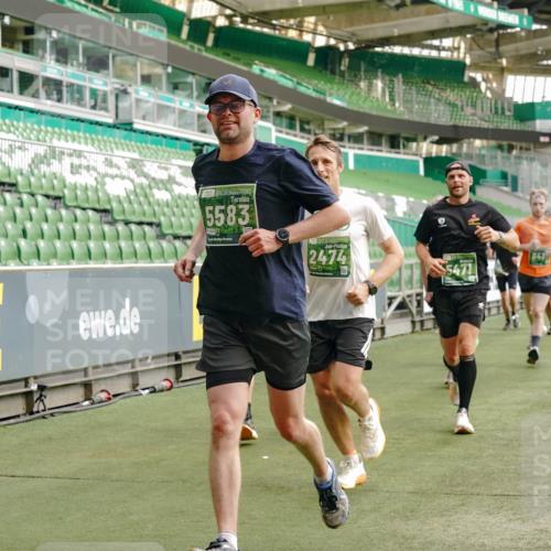 13.09.2026 - 21. swb-Marathon Bremen Michael Burmester http://msf.ph/oto/10464445 13.09.2026 12:56:13 Laufen im Stadion 205, 307, 388, 411, 431, 465, 495, 655, 769, 854, 857, 876, 913, 926, 948, 1058, 1130, 1197, 1390, 1537, 1599, 1601, 1645, 1750, 1972, 2001, 2040, 2122, 2125, 2234, 2251, 2260, 2319, 2383, 2473, 2474, 2535, 2604, 2634, 2640, 2671, 2761, 2812, 2922, 2948, 3057, 3119, 3134, 3175, 3192, 3202, 3246, 3290, 3346, 3348, 3411, 3458, 3508, 3514, 3706, 3716, 3813, 3836, 4135, 4137, 4171, 4413, 4455, 4479, 4733, 5277, 5430, 5530, 6106, 2498, 3085 meine-sportfotos.de