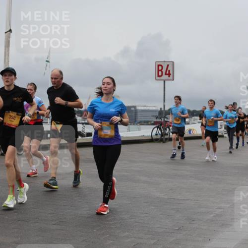 13.09.2026 - Kiel Lauf Andreas Tolksdorf http://msf.ph/oto/10464551 13.09.2026 12:04:57 Kiellinie 1, 35, 9813, 1, 39, 358, 38, 4 meine-sportfotos.de