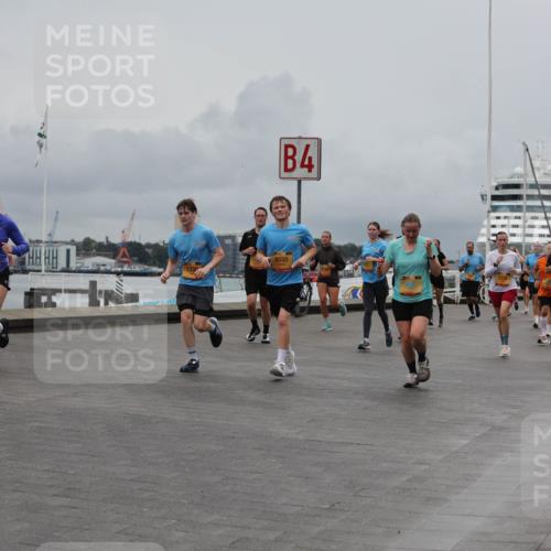13.09.2026 - Kiel Lauf Andreas Tolksdorf http://msf.ph/oto/10464580 13.09.2026 12:04:59 Kiellinie 4, 377, 8550, 3 meine-sportfotos.de