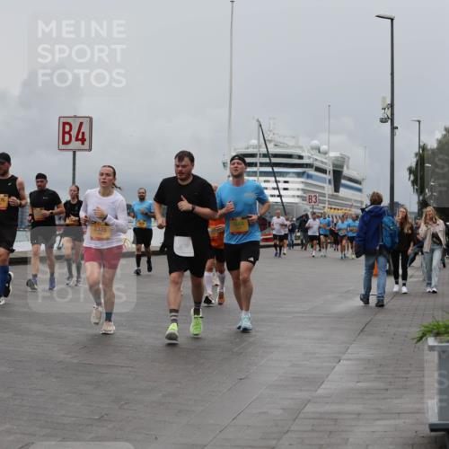 13.09.2026 - Kiel Lauf Andreas Tolksdorf http://msf.ph/oto/10464669 13.09.2026 12:05:02 Kiellinie 8776, 4, 2335, 5664, 3 meine-sportfotos.de