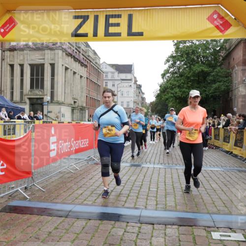13.09.2026 - Kiel Lauf Yannick Fuchs http://msf.ph/oto/10464672 13.09.2026 09:57:19 Ziel 130, 1122, 2486, 3114, 4097, 4568, 4631, 5776, 6243, 6932, 7786, 8103, 8113, 11095, 11245, 12507, 3684, 4641, 4643, 5468, 5938, 7509, 7548, 8599, 8824, 9692, 11042, 12580, 818, 3427, 4567, 6173, 6735, 7358, 7359, 9998, 10943, 11014, 1746, 2655, 4641, 4643, 7509, 7548, 10206, 12072 meine-sportfotos.de