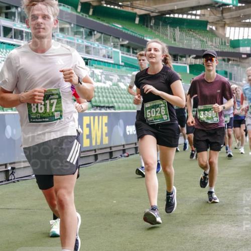 13.09.2026 - 21. swb-Marathon Bremen Michael Burmester http://msf.ph/oto/10464676 13.09.2026 13:13:02 Laufen im Stadion 118, 183, 270, 278, 349, 514, 576, 600, 695, 702, 703, 843, 933, 950, 1005, 1113, 1143, 1226, 1286, 1334, 1426, 1435, 1596, 1641, 1849, 1851, 1936, 1991, 2005, 2035, 2079, 2248, 2264, 2336, 2375, 2377, 2387, 2398, 2426, 2439, 2457, 2461, 2478, 2505, 2612, 2659, 2665, 2673, 2684, 2693, 2765, 2773, 2792, 2815, 2816, 2822, 2850, 2860, 2884, 2895, 2921, 2963, 2966, 2972, 2975, 3016, 3027, 3079, 3111, 3143, 3155, 3209, 3253, 3277, 3293, 3304, 3308, 3313, 3328, 3349, 3434 meine-sportfotos.de