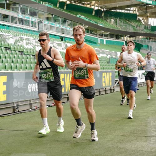 13.09.2026 - 21. swb-Marathon Bremen Michael Burmester http://msf.ph/oto/10464677 13.09.2026 12:56:17 Laufen im Stadion 205, 307, 388, 411, 431, 465, 495, 655, 769, 854, 857, 876, 913, 926, 948, 1058, 1130, 1197, 1390, 1537, 1599, 1601, 1645, 1750, 1972, 2001, 2040, 2122, 2125, 2234, 2251, 2260, 2319, 2383, 2473, 2474, 2493, 2535, 2604, 2634, 2640, 2671, 2761, 2812, 2948, 3057, 3078, 3119, 3175, 3192, 3202, 3246, 3290, 3346, 3348, 3411, 3450, 3458, 3508, 3514, 3634, 3706, 3716, 3813, 3836, 4135, 4137, 4171, 4413, 4455, 4479, 4733, 5277, 5430, 5530, 6106, 2498, 3085 meine-sportfotos.de