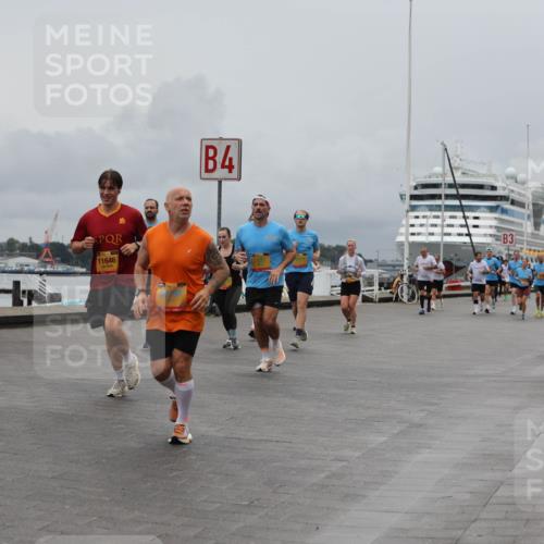 13.09.2026 - Kiel Lauf Andreas Tolksdorf http://msf.ph/oto/10464703 13.09.2026 12:05:05 Kiellinie 5664, 11646, 4, 455, 3 meine-sportfotos.de