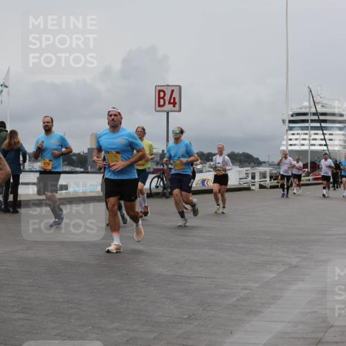 13.09.2026 - Kiel Lauf Andreas Tolksdorf http://msf.ph/oto/10464777 13.09.2026 12:05:07 Kiellinie 3070, 4, 3 meine-sportfotos.de