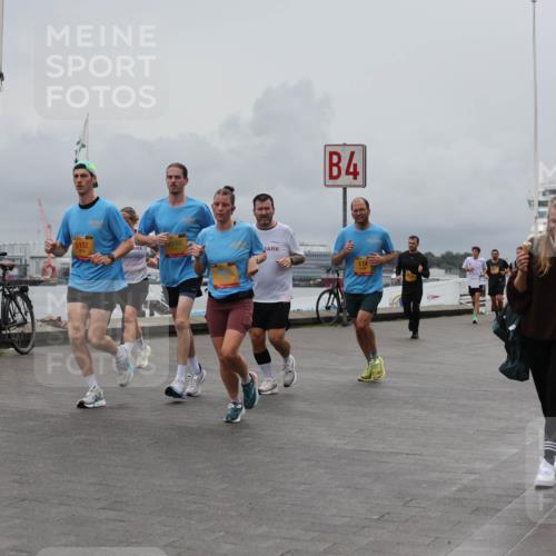 13.09.2026 - Kiel Lauf Andreas Tolksdorf http://msf.ph/oto/10464912 13.09.2026 12:05:17 Kiellinie 5192, 190, 4, 174 meine-sportfotos.de