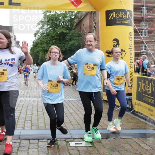 13.09.2026 - Kiel Lauf Yannick Fuchs http://msf.ph/oto/10464971 13.09.2026 09:57:38 Ziel 818, 3317, 3427, 4567, 4808, 6735, 7358, 7359, 9998, 10943, 130, 1122, 2486, 3114, 4097, 4568, 4631, 5468, 5776, 6173, 6243, 6932, 7786, 8103, 8113, 11014, 11042, 11095, 11245, 12507, 1296, 2406, 5688, 8352, 8853, 3684, 5468, 8824, 9692, 12580 meine-sportfotos.de