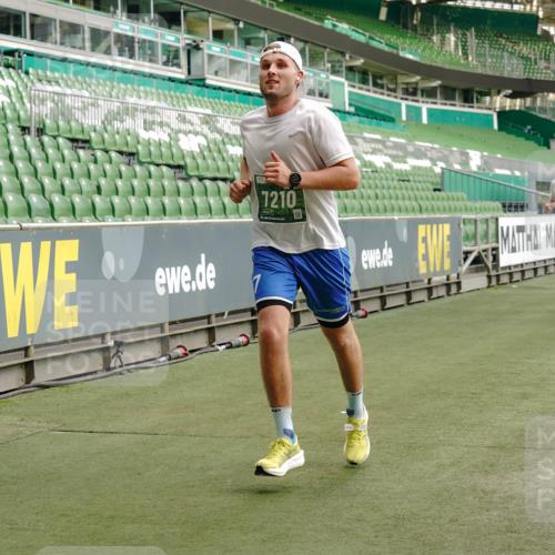 13.09.2026 - 21. swb-Marathon Bremen Michael Burmester http://msf.ph/oto/10465012 13.09.2026 12:56:23 Laufen im Stadion 205, 307, 388, 411, 431, 465, 495, 655, 769, 854, 857, 876, 913, 926, 948, 1058, 1130, 1197, 1390, 1537, 1601, 1645, 1750, 1900, 1972, 2001, 2040, 2051, 2075, 2122, 2125, 2234, 2251, 2260, 2319, 2473, 2493, 2535, 2604, 2634, 2640, 2671, 2761, 2812, 2948, 3057, 3078, 3119, 3192, 3202, 3246, 3290, 3346, 3348, 3411, 3450, 3458, 3508, 3514, 3634, 3706, 3716, 3760, 3813, 3836, 4135, 4137, 4171, 4413, 4455, 4479, 4733, 5277, 5430, 5530, 6106, 2498, 3085 meine-sportfotos.de