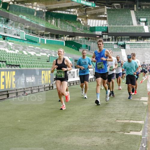 13.09.2026 - 21. swb-Marathon Bremen Michael Burmester http://msf.ph/oto/10465049 13.09.2026 12:56:25 Laufen im Stadion 205, 307, 388, 411, 431, 465, 495, 655, 769, 854, 857, 876, 913, 926, 948, 1058, 1130, 1197, 1390, 1537, 1601, 1645, 1750, 1900, 1972, 2001, 2040, 2051, 2075, 2122, 2125, 2251, 2260, 2319, 2473, 2493, 2535, 2604, 2634, 2640, 2671, 2761, 2812, 2948, 3057, 3078, 3119, 3192, 3202, 3246, 3290, 3346, 3348, 3411, 3450, 3458, 3508, 3514, 3634, 3706, 3716, 3760, 3813, 3836, 4135, 4137, 4171, 4316, 4413, 4455, 4479, 4733, 5277, 5430, 5530, 6106, 2498, 3085 meine-sportfotos.de