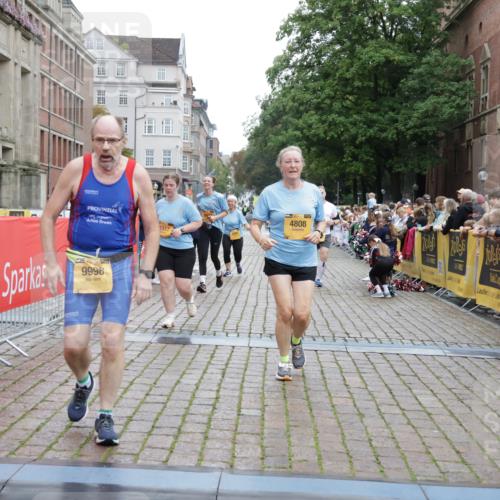 13.09.2026 - Kiel Lauf Yannick Fuchs http://msf.ph/oto/10465066 13.09.2026 09:57:45 Ziel 818, 1296, 2406, 3317, 4808, 8853, 9998, 10943, 130, 1122, 2486, 3114, 3427, 4097, 4567, 4568, 4631, 5776, 6173, 6243, 6735, 6932, 7358, 7359, 7786, 8103, 8113, 11014, 11095, 11245, 12507, 5688, 6253, 8352, 130, 4568, 4631, 5468, 11042 meine-sportfotos.de