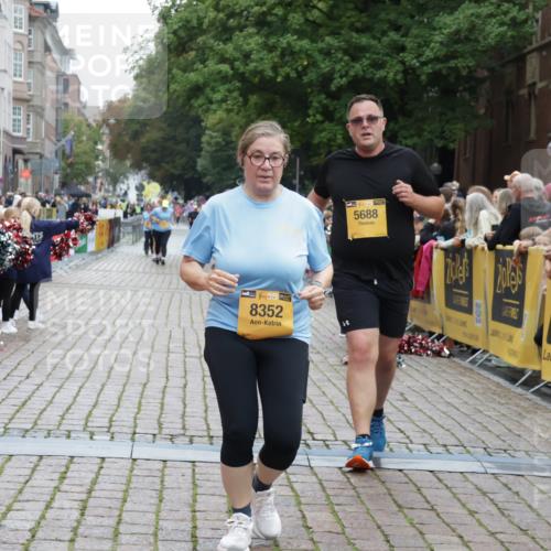 13.09.2026 - Kiel Lauf Yannick Fuchs http://msf.ph/oto/10465111 13.09.2026 09:57:56 Ziel 2406, 5688, 6253, 8352, 818, 1122, 1296, 3317, 3427, 4567, 4808, 6173, 6735, 7358, 7359, 8103, 8853, 9998, 10943, 11014, 2014, 3279, 3302, 5524, 1122, 2486, 3114, 4097, 5776, 6243, 6932, 7786, 8103, 8113, 11095, 11245, 12507 meine-sportfotos.de