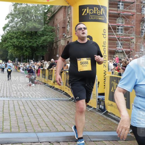 13.09.2026 - Kiel Lauf Yannick Fuchs http://msf.ph/oto/10465144 13.09.2026 09:57:58 Ziel 5688, 6253, 8352, 818, 1122, 1296, 2406, 3317, 3427, 4567, 4808, 6173, 6735, 7358, 7359, 8853, 9998, 10943, 11014, 2014, 3279, 3302, 5524, 5738, 1122, 3114, 5776, 6243, 6932, 7786, 8103, 8113, 11014, 11095, 11245, 12507 meine-sportfotos.de