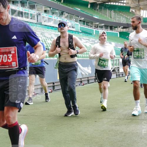 13.09.2026 - 21. swb-Marathon Bremen Michael Burmester http://msf.ph/oto/10465247 13.09.2026 13:13:10 Laufen im Stadion 118, 183, 270, 278, 349, 514, 576, 600, 631, 695, 702, 843, 933, 950, 1005, 1143, 1226, 1286, 1334, 1426, 1435, 1596, 1641, 1849, 1851, 1991, 2005, 2035, 2079, 2248, 2264, 2336, 2375, 2377, 2387, 2398, 2412, 2426, 2439, 2457, 2461, 2478, 2505, 2540, 2612, 2665, 2673, 2684, 2693, 2765, 2773, 2792, 2815, 2816, 2850, 2860, 2884, 2895, 2921, 2963, 2966, 2972, 2975, 3016, 3111, 3143, 3155, 3209, 3253, 3277, 3293, 3304, 3308, 3313, 3349, 3434 meine-sportfotos.de