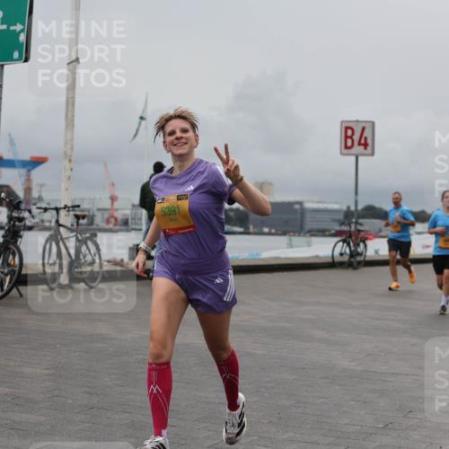 13.09.2026 - Kiel Lauf Andreas Tolksdorf http://msf.ph/oto/10465255 13.09.2026 12:06:01 Kiellinie 38, 5391, 4 meine-sportfotos.de