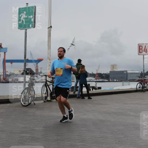 13.09.2026 - Kiel Lauf Andreas Tolksdorf http://msf.ph/oto/10465307 13.09.2026 12:06:09 Kiellinie 5831, 4 meine-sportfotos.de